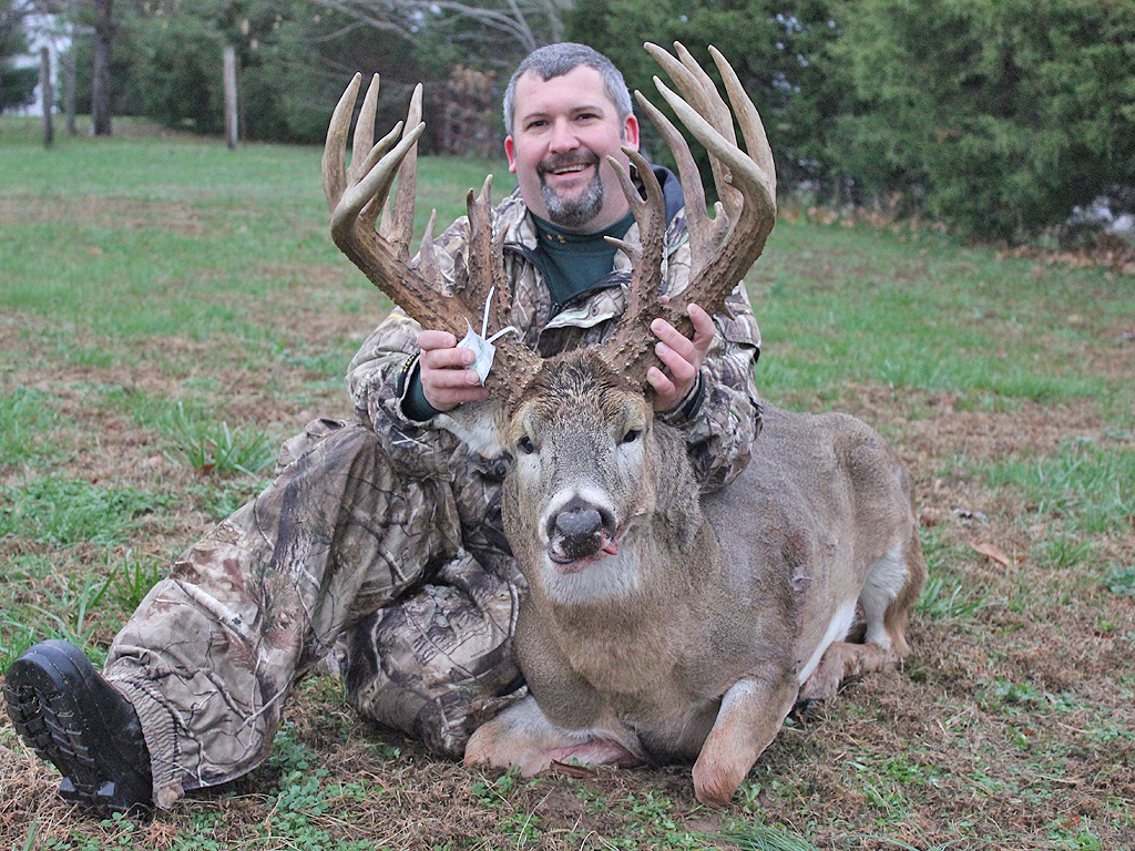 Ginormica: 258 5/8-Inch Illinois Trophy Buck