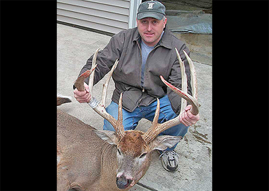 Potential World Record Eight-Point Buck