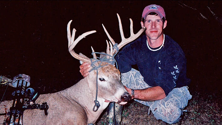13-Point Kansas Buck Fails At Trick Roping