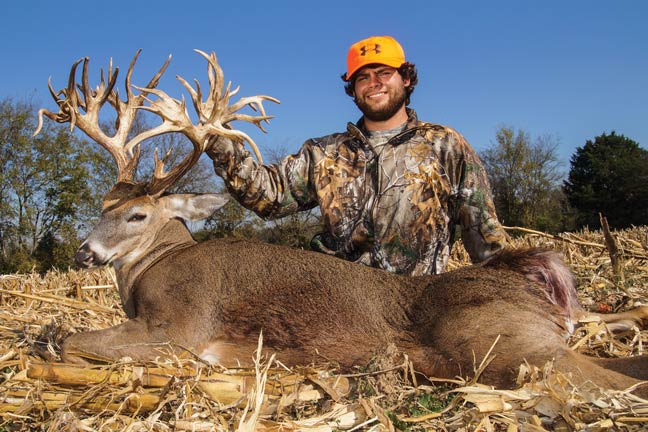Tucker Buck Breaks Tennessee, World Hunting Record