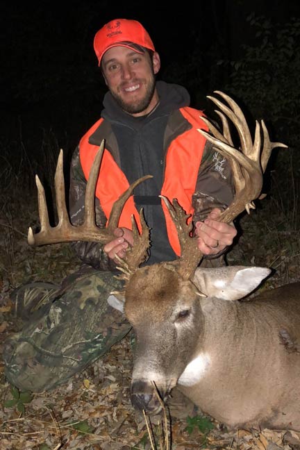 Searching for Walter: Huge Non-Typical Missouri Buck Tagged